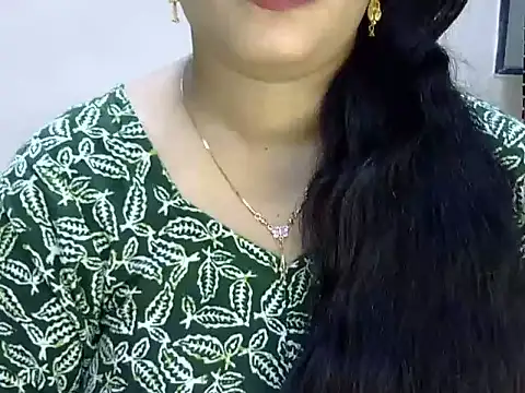 Snapshot of Muskan_Jha chatting on 06-08-26, 08:04 Muskan Jha online show from 06-08-26, 08:04