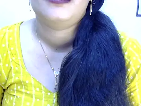 Snapshot of Muskan_Jha chatting on 06-16-26, 12:38 Muskan Jha online show from 06-16-26, 12:38