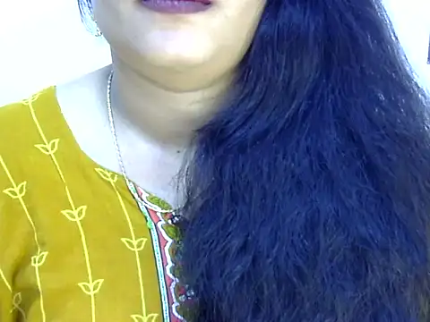Snapshot of Muskan_Jha chatting on 05-19-26, 01:56 Muskan Jha online show from 05-19-26, 01:56