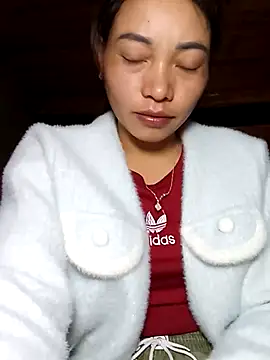 Snapshot of _Su-Su_ chatting on 12-15-25, 09:31 Su-Su online show from 12-15-25, 09:31