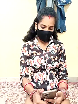 Desi Hot Queen online show from 11-28-25, 06:02