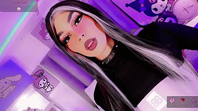 Snapshot of dearAlanaxxx chatting on 02-10-26, 10:42 dearAlanaxxx online show from 02-10-26, 10:42