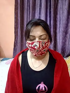 Cute-richa1 online show from 01-10-26, 03:24