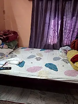 Cute-richa1 online show from 01-13-26, 05:44