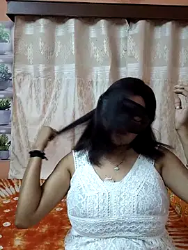 Cute-richa1 online show from 05-09-26, 03:04