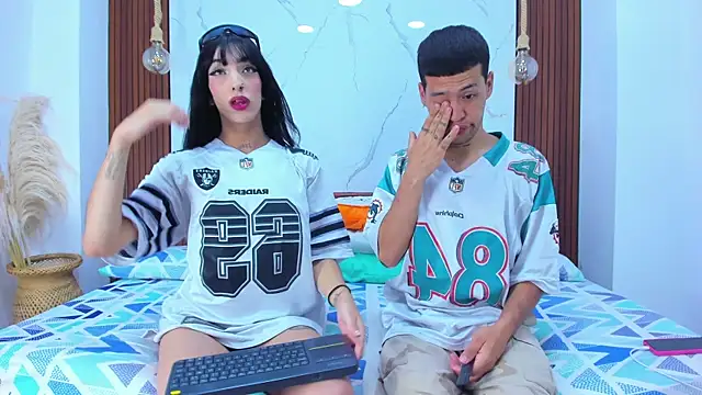 Loversinfire2 online show from 11-18-25, 08:56