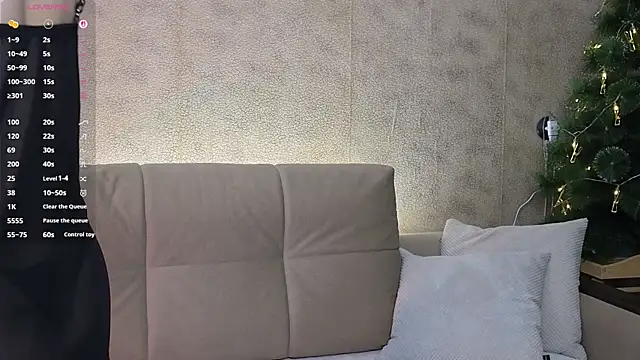 ElaraSable online show from 12-23-25, 09:52