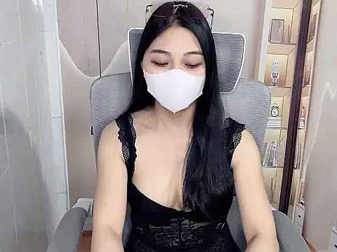 Lousii online show from 04-02-26, 01:51