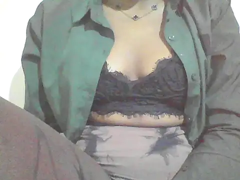 Snapshot of StormzyLeila chatting on 11-20-25, 07:31 StormzyLeila online show from 11-20-25, 07:31