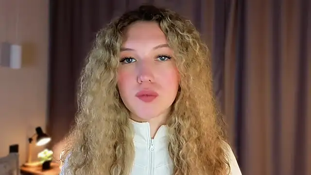 SueHolt online show from 11-18-25, 02:20