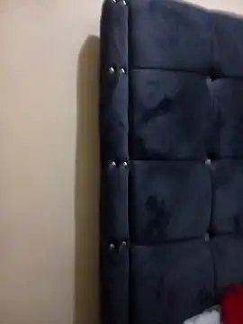 honeypot224 online show from 12-22-25, 04:45