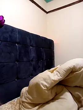 honeypot224 online show from 03-03-26, 03:57