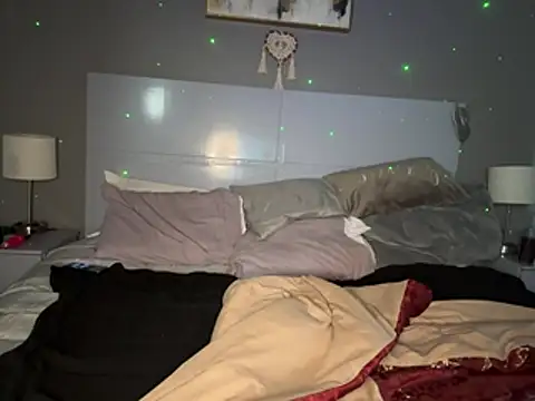 Snapshot of kittycat202501 chatting on 02-21-26, 11:18 kittycat202501 online show from 02-21-26, 11:18