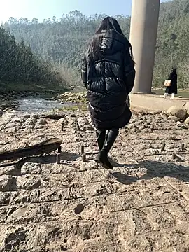 xiaoling2358 online show from 01-10-26, 04:52