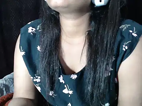 Queen Bhanu online show from 02-06-26, 09:16