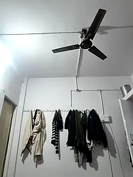 Snapshot of DesiAnita3693 chatting on 11-16-25, 09:41 DesiAnita3693 online show from 11-16-25, 09:41