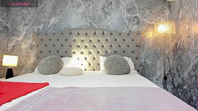 Ada Turner online show from 11-23-25, 06:40