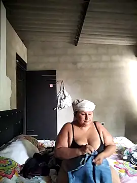 BWW-CINDY11 online show from 03-18-26, 07:15