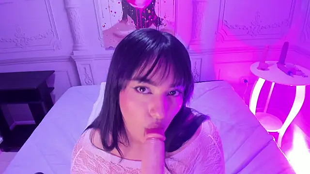 Kendall curves online show from 07-14-26, 02:05