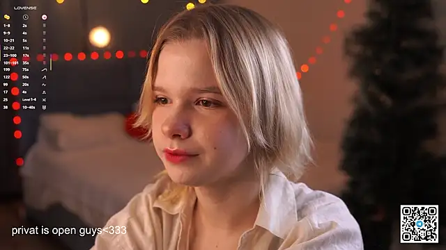 PhillisEsplin online show from 12-21-25, 07:04