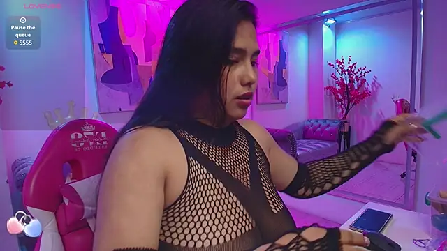 Snapshot of Gemma_bellini chatting on 11-17-25, 11:36 Gemma bellini online show from 11-17-25, 11:36