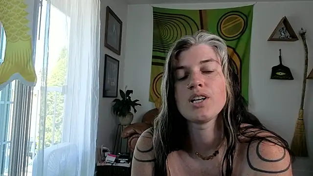 bruisedblossoms online show from 07-08-26, 09:26