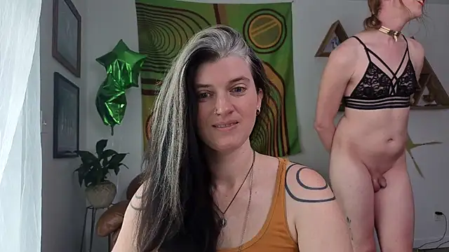 bruisedblossoms online show from 04-21-26, 04:35