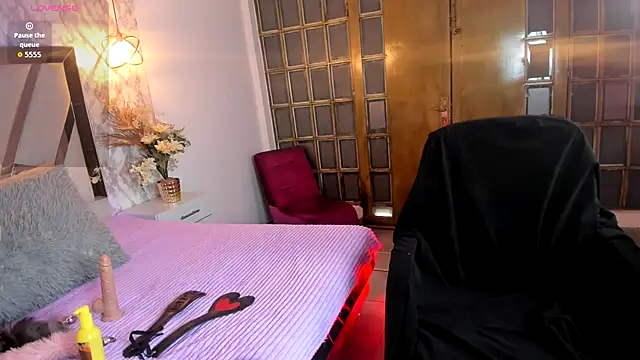 LILITH LIBELULA online show from 12-01-25, 07:37