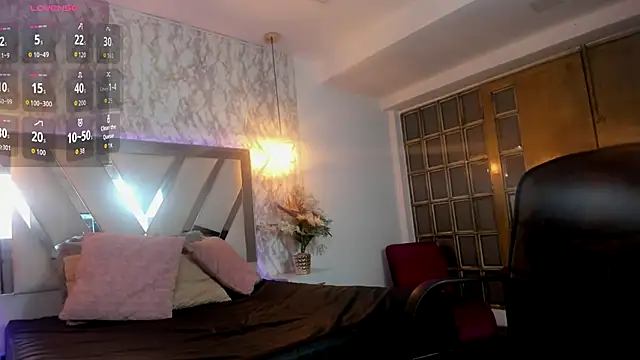 LILITH LIBELULA online show from 11-26-25, 08:20