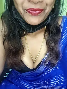 Snapshot of Premalatha_28 chatting on 02-10-26, 05:56 Premalatha 28 online show from 02-10-26, 05:56