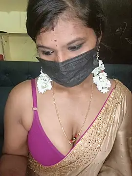 Snapshot of Premalatha_28 chatting on 07-04-26, 06:45 Premalatha 28 online show from 07-04-26, 06:45