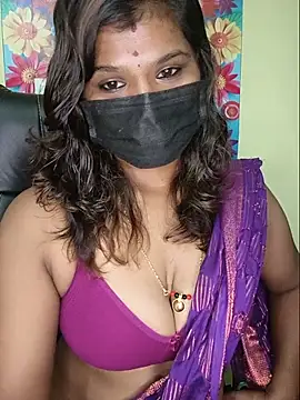 Snapshot of Premalatha_28 chatting on 07-10-26, 06:13 Premalatha 28 online show from 07-10-26, 06:13