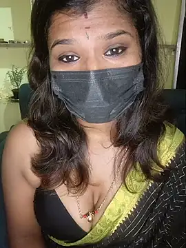 Snapshot of Premalatha_28 chatting on 07-22-26, 05:37 Premalatha 28 online show from 07-22-26, 05:37