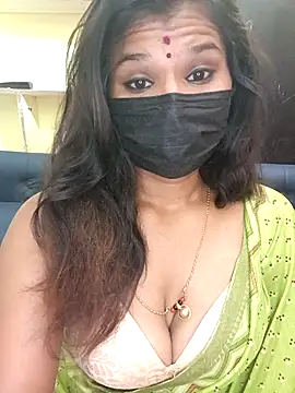 Snapshot of Premalatha_28 chatting on 03-09-26, 07:06 Premalatha 28 online show from 03-09-26, 07:06