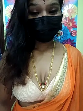 Snapshot of Premalatha_28 chatting on 02-23-26, 06:30 Premalatha 28 online show from 02-23-26, 06:30