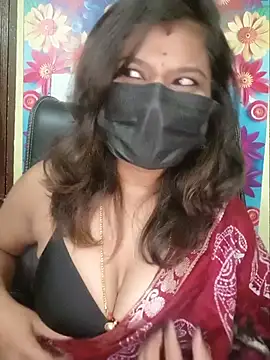 Snapshot of Premalatha_28 chatting on 06-13-26, 07:23 Premalatha 28 online show from 06-13-26, 07:23