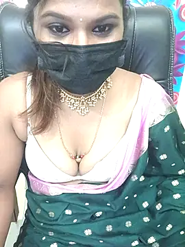 Snapshot of Premalatha_28 chatting on 04-11-26, 08:01 Premalatha 28 online show from 04-11-26, 08:01