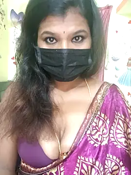 Snapshot of Premalatha_28 chatting on 02-01-26, 06:06 Premalatha 28 online show from 02-01-26, 06:06