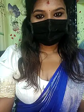 Snapshot of Premalatha_28 chatting on 02-06-26, 05:47 Premalatha 28 online show from 02-06-26, 05:47