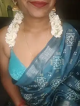 Snapshot of Premalatha_28 chatting on 07-06-26, 05:15 Premalatha 28 online show from 07-06-26, 05:15