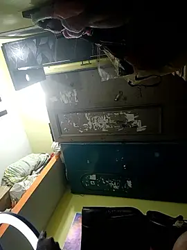 Snapshot of Premalatha_28 chatting on 04-15-26, 08:20 Premalatha 28 online show from 04-15-26, 08:20