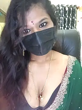 Snapshot of Premalatha_28 chatting on 03-21-26, 05:50 Premalatha 28 online show from 03-21-26, 05:50