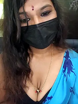 Snapshot of Premalatha_28 chatting on 03-01-26, 03:56 Premalatha 28 online show from 03-01-26, 03:56