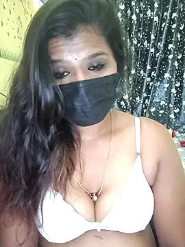 Snapshot of Premalatha_28 chatting on 04-04-26, 06:36 Premalatha 28 online show from 04-04-26, 06:36