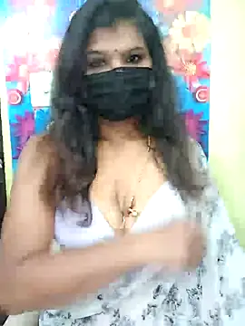 Snapshot of Premalatha_28 chatting on 02-17-26, 05:54 Premalatha 28 online show from 02-17-26, 05:54