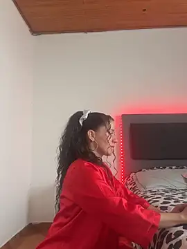 AnastasiaMoretti online show from 12-22-25, 06:08