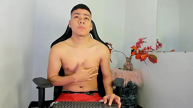 Lucastorrez01 online show from 01-15-26, 03:10