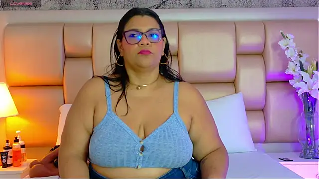 SelennaCooper online show from 01-17-26, 11:47