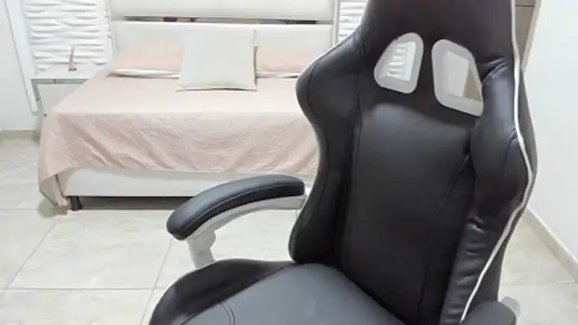 Tahira bakir online show from 11-23-25, 12:15