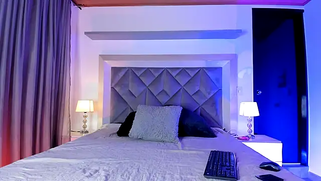 Celestee rosee online show from 12-04-25, 07:46